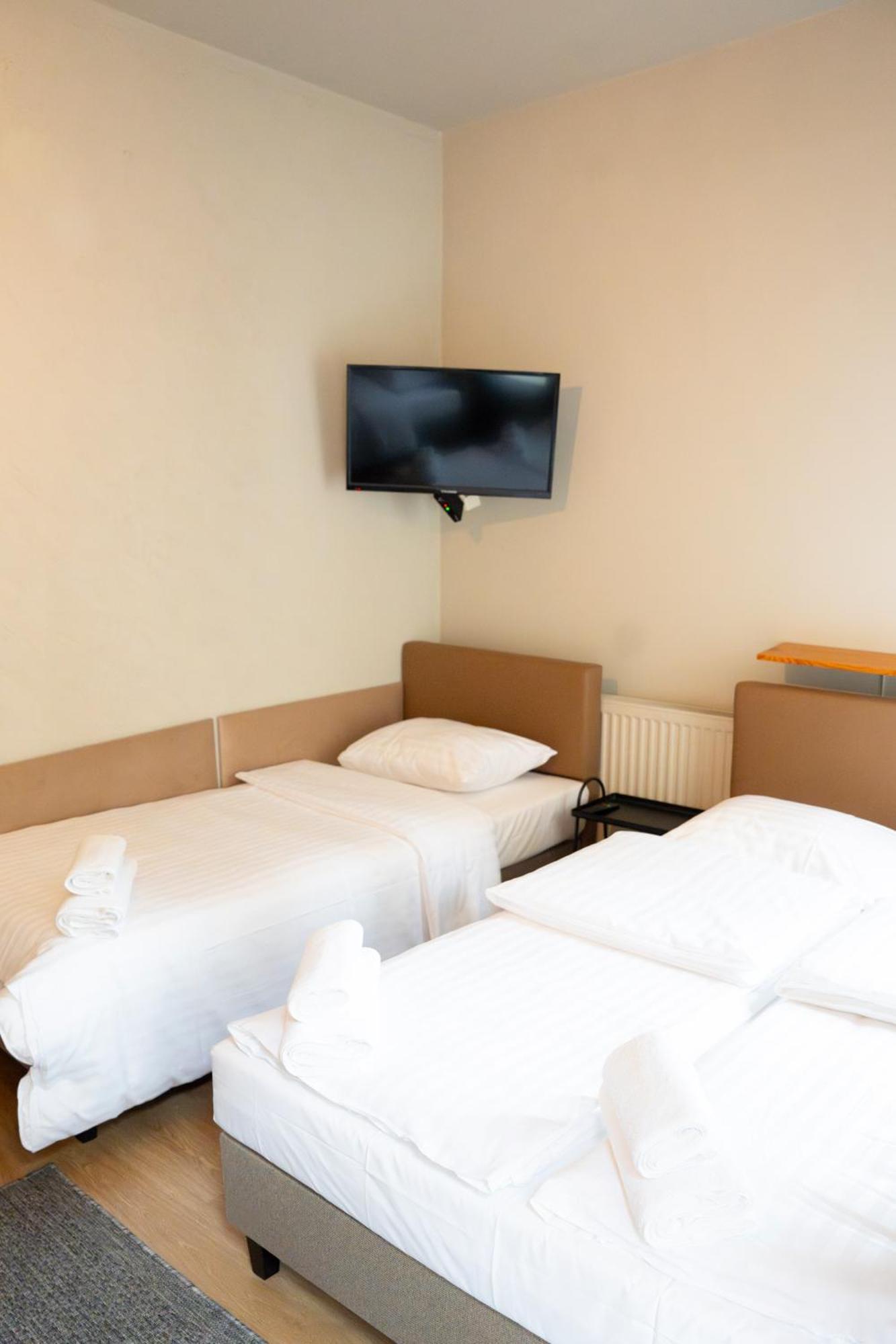 Hotelik Relax H360 Lodz  Exterior photo